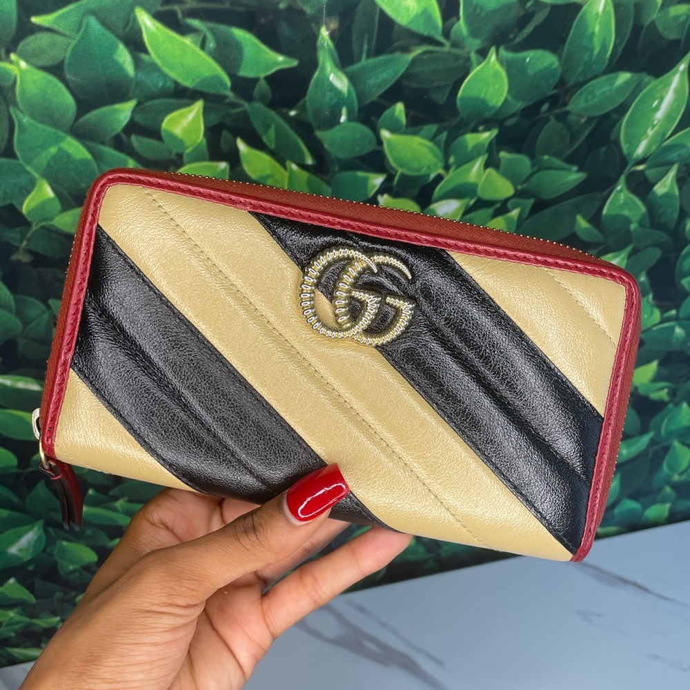 GUCCI WALLET 100% AUTHENTIC GUCCI MARMONT WALLET